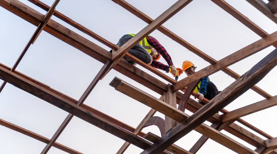 Professional gutter cleaning services in Yorba Linda, CA